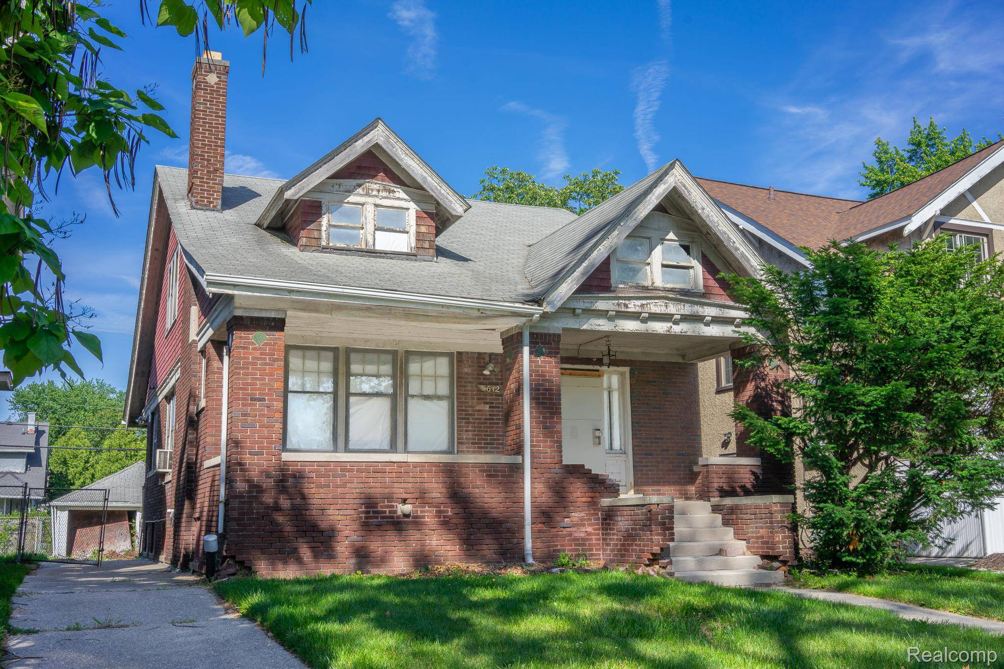 612 Lakewood ST, Detroit, MI 48215