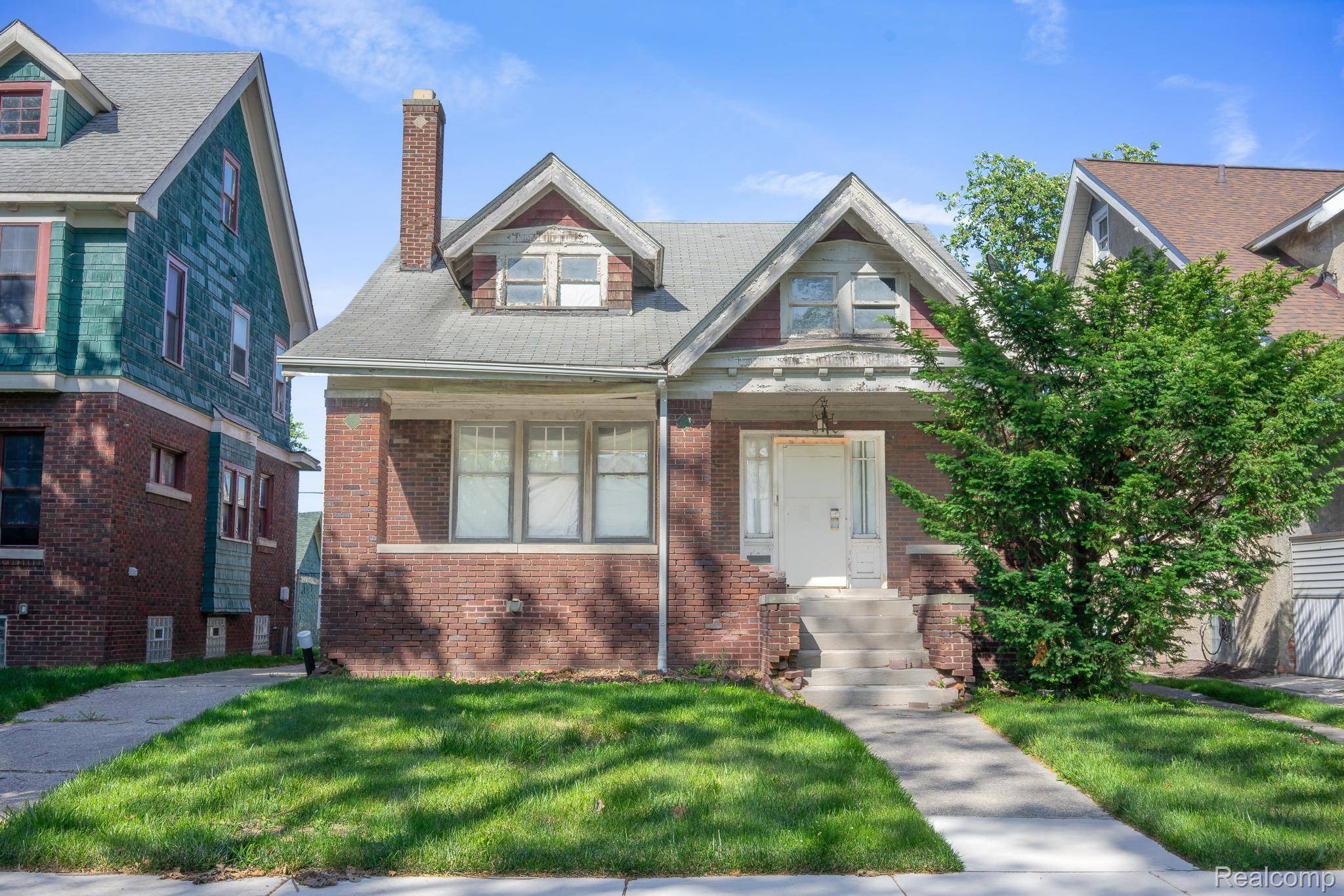 612 Lakewood ST, Detroit, MI 48215