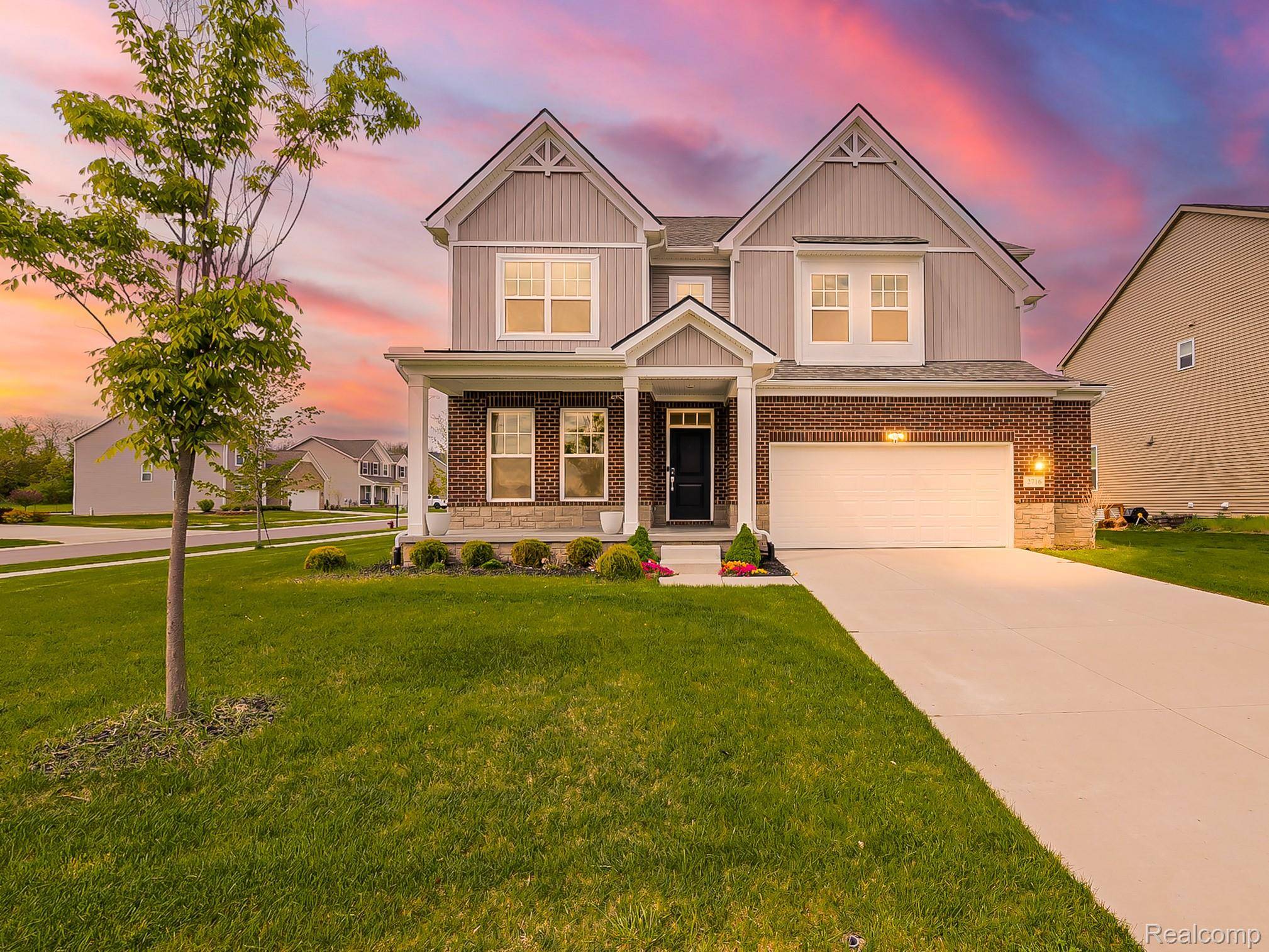 2716 Maize LOOP, Saline Township, MI 48176