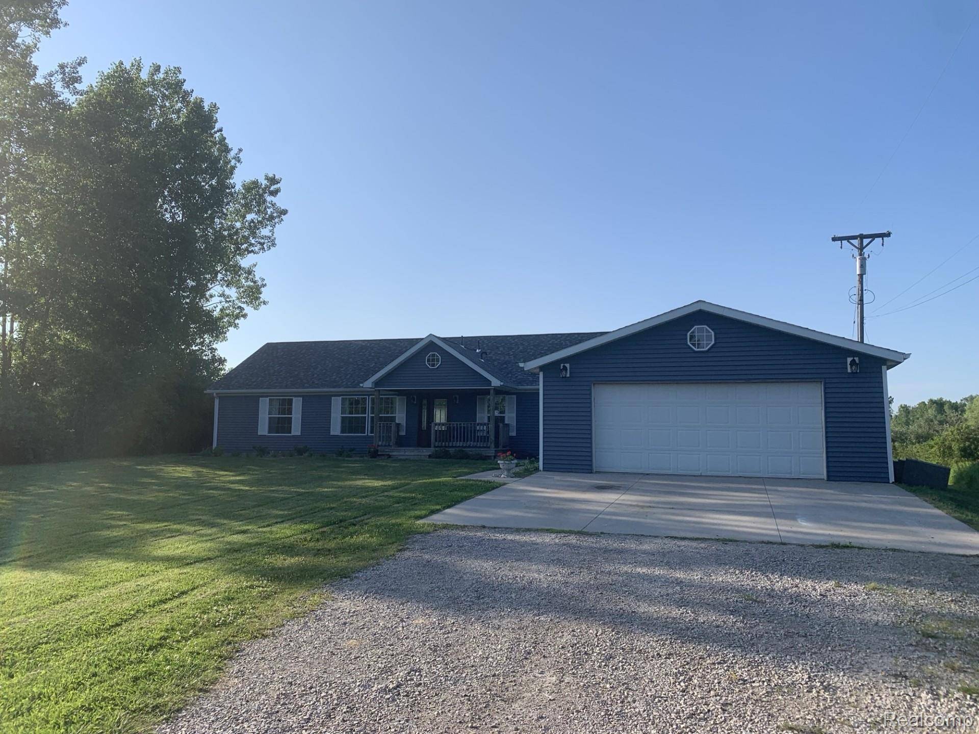 4168 Harris RD, Burtchville Township, MI 48059