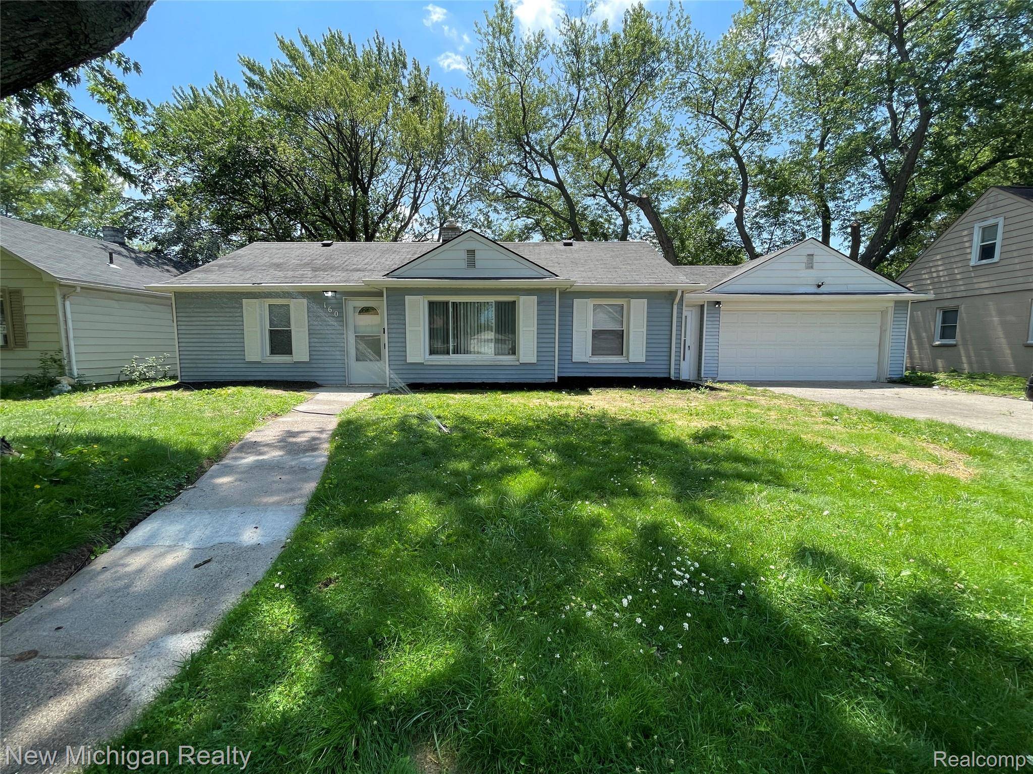 160 Chopin ST, Troy, MI 48083