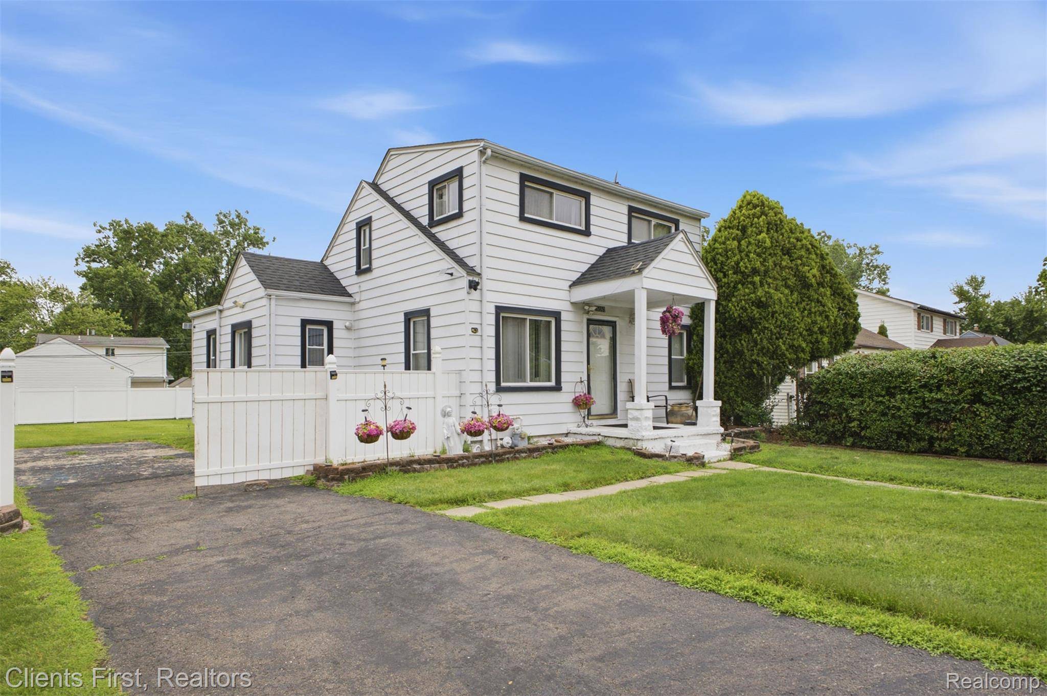 15182 Cooper ST, Taylor, MI 48180