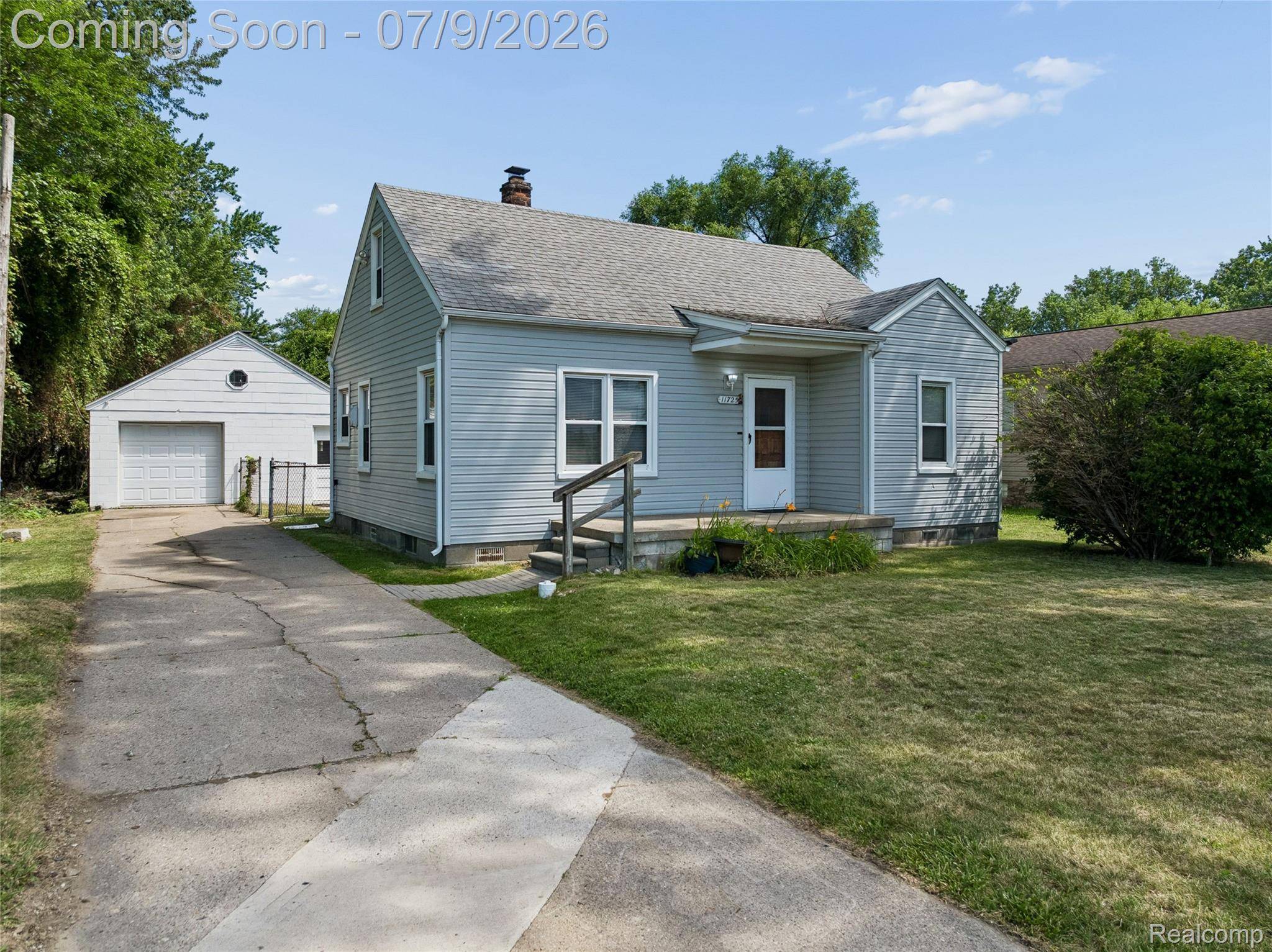 11725 Republic AVE, Warren, MI 48089