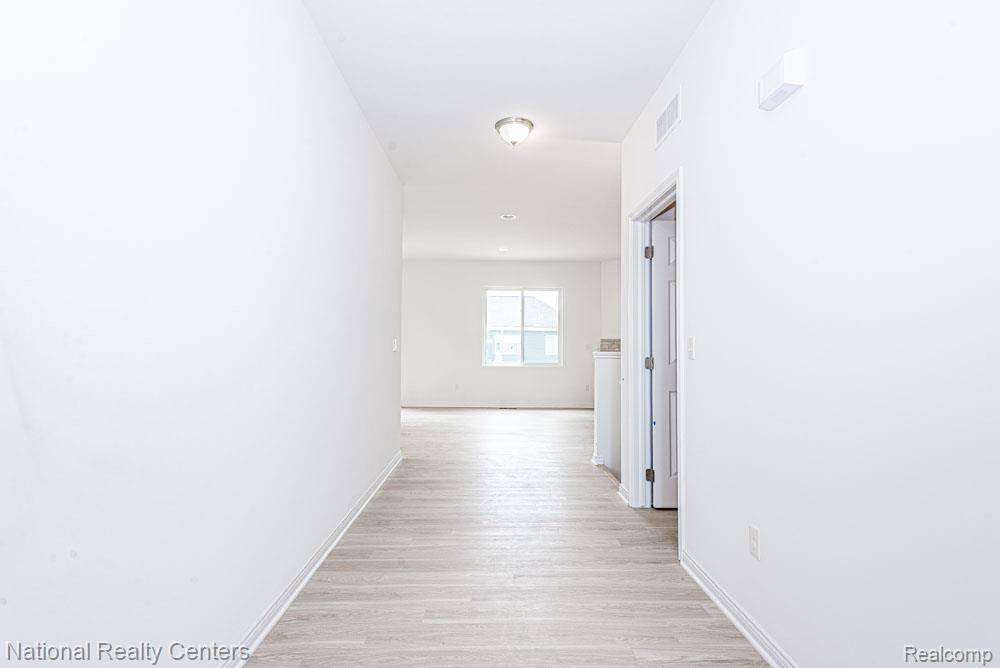 53188 Woodland MDWS, Chesterfield Township, MI 48047
