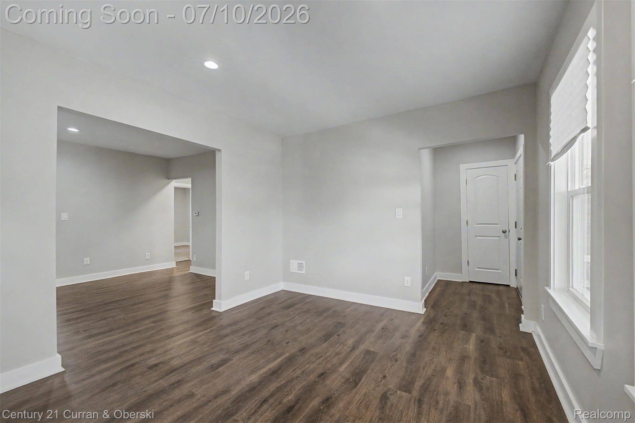8111 E Hildale ST, Detroit, MI 48234