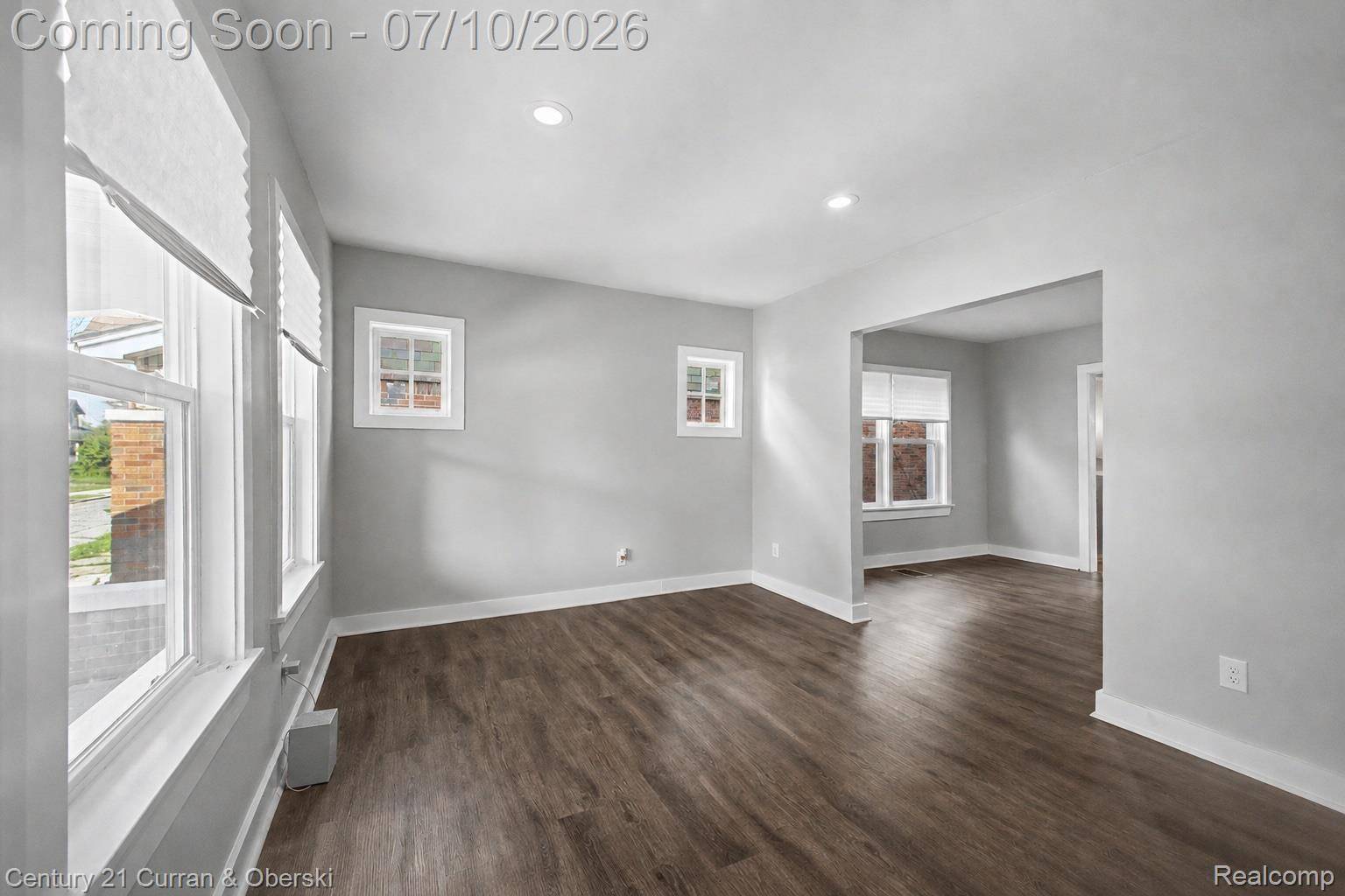 8111 E Hildale ST, Detroit, MI 48234