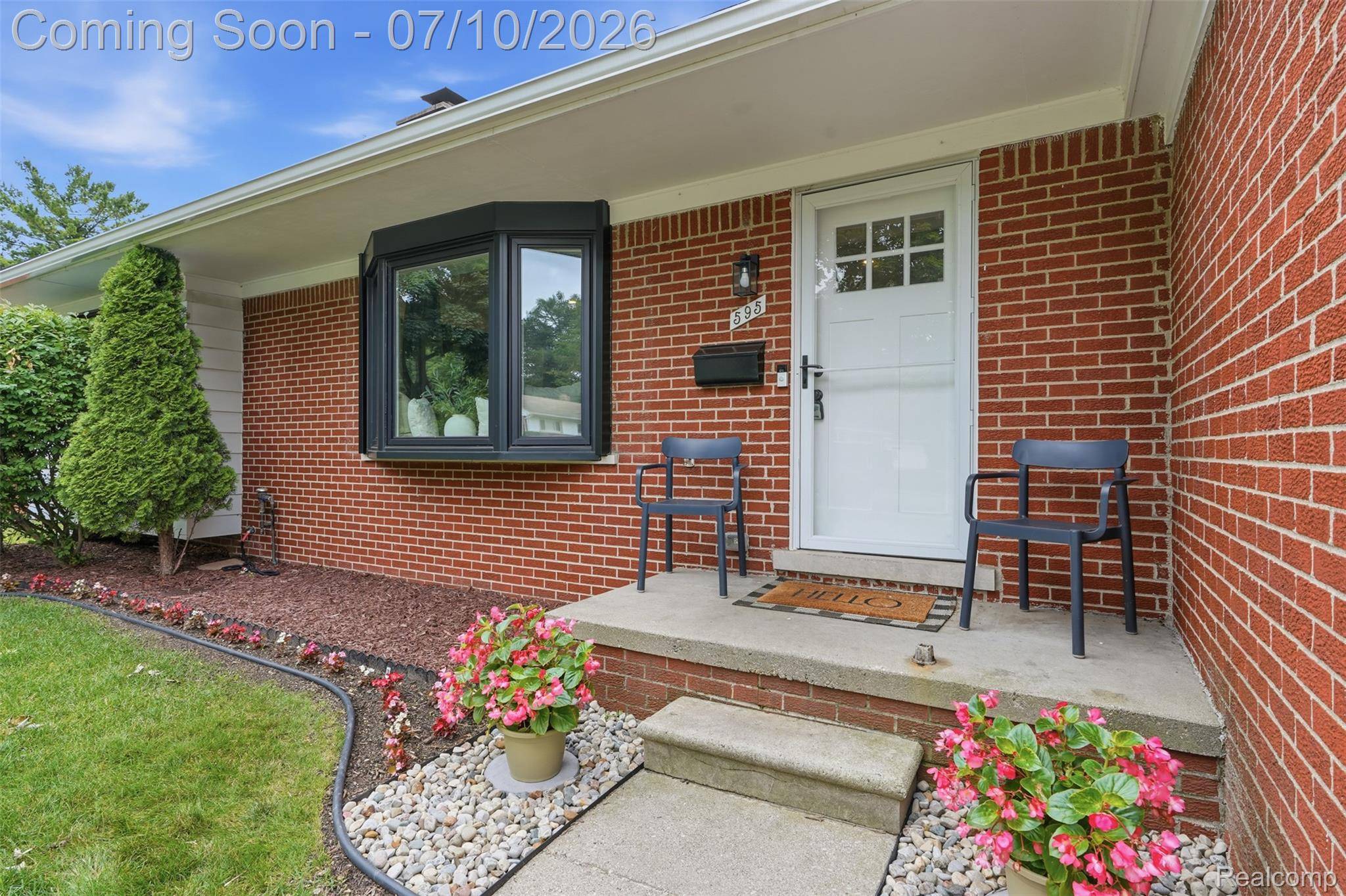 595 Byron ST, Plymouth, MI 48170