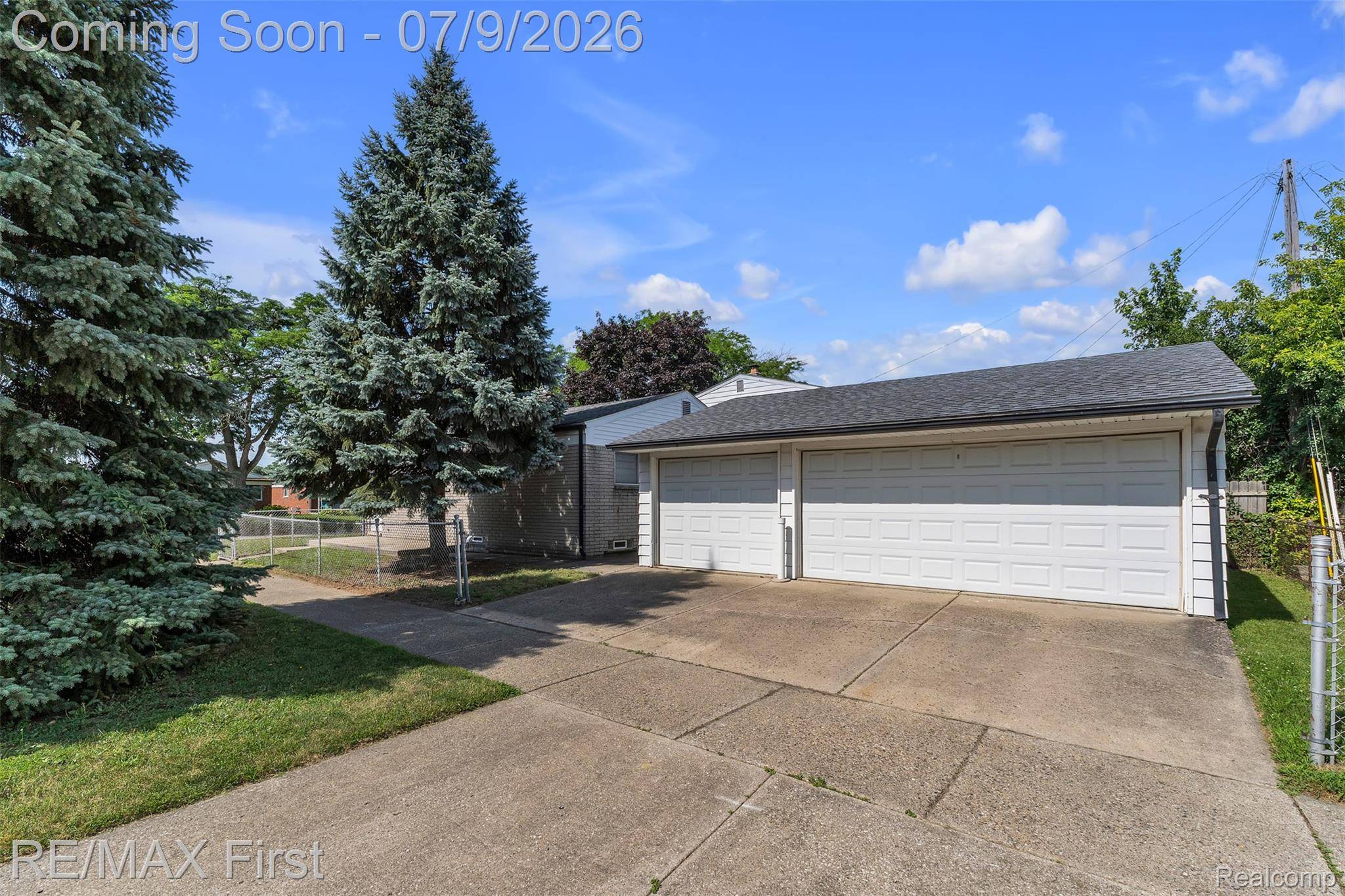 11363 Coolidge AVE, Warren, MI 48089