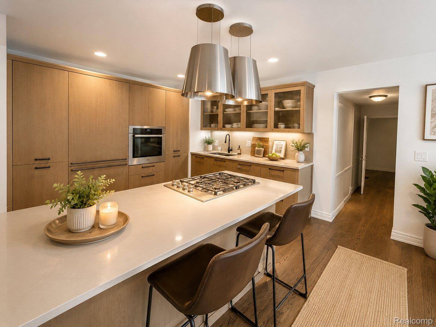 749 Kensington LN, Bloomfield Hills, MI 48304