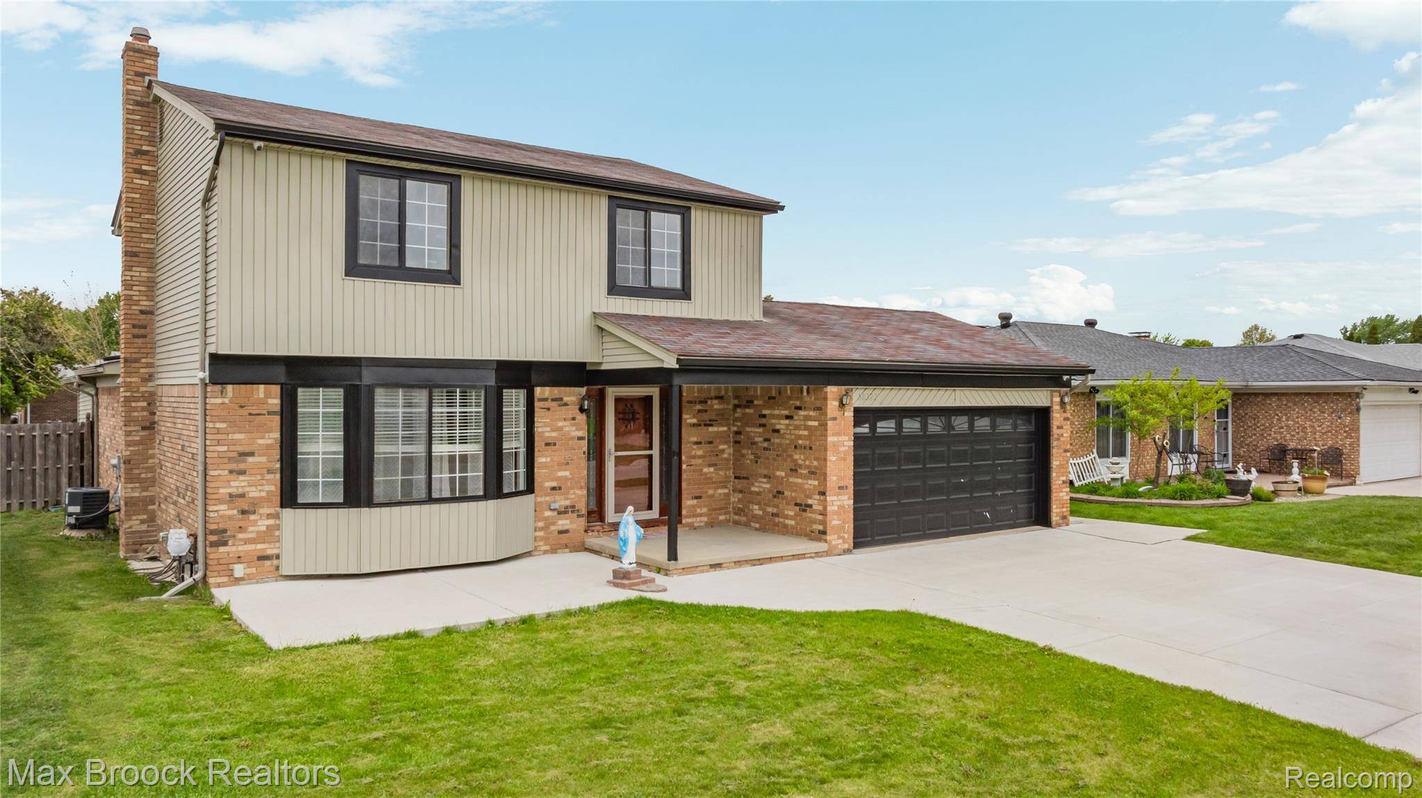 38327 Sleigh DR, Sterling Heights, MI 48310