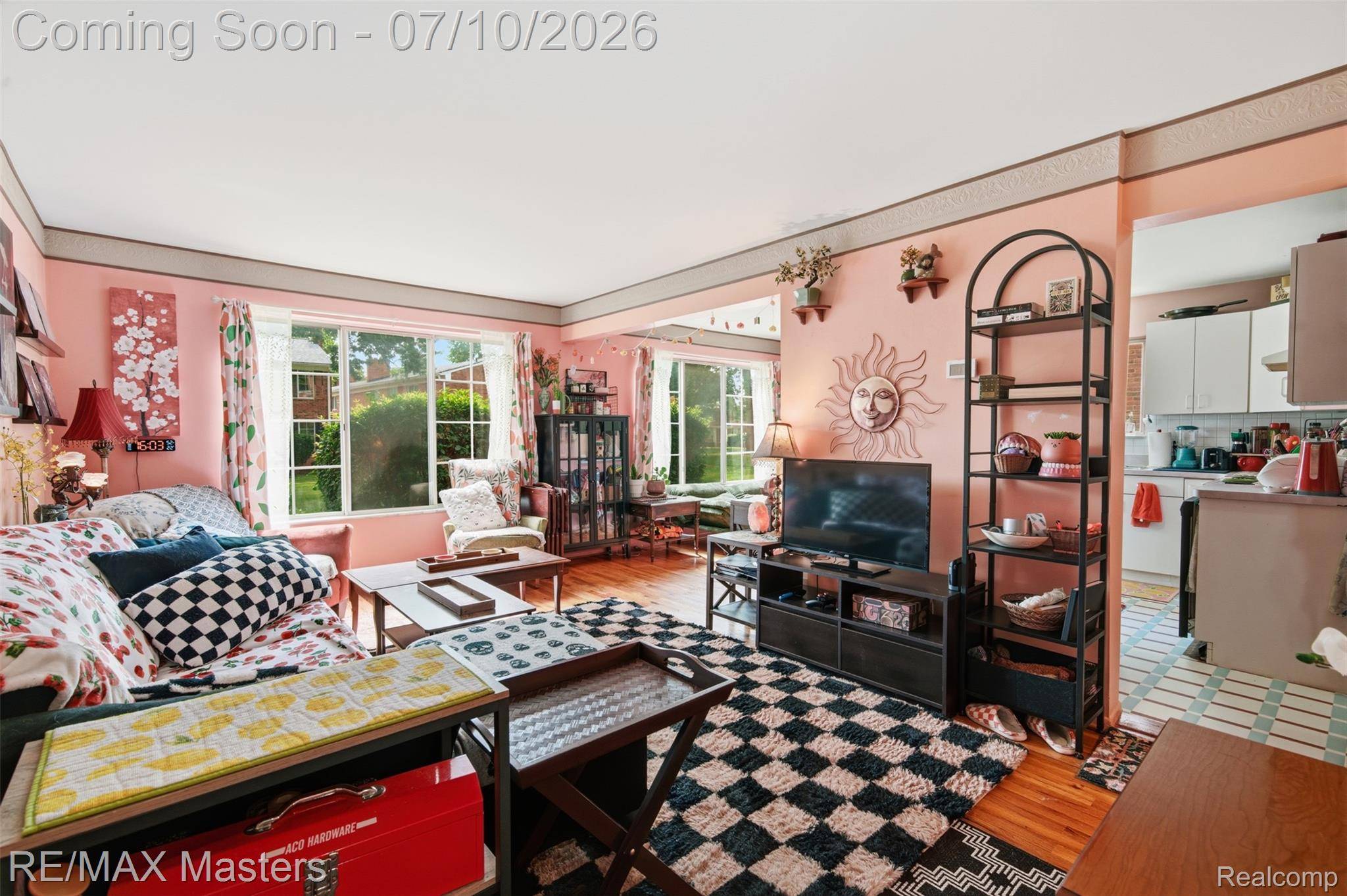 29606 Hoover RD #606, Warren, MI 48093