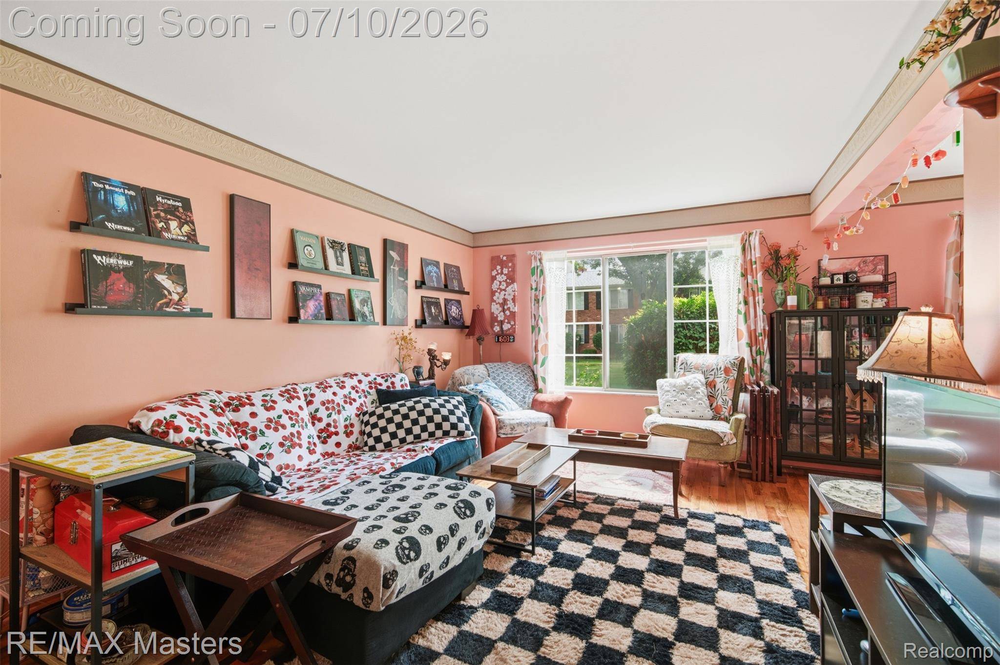 29606 Hoover RD #606, Warren, MI 48093