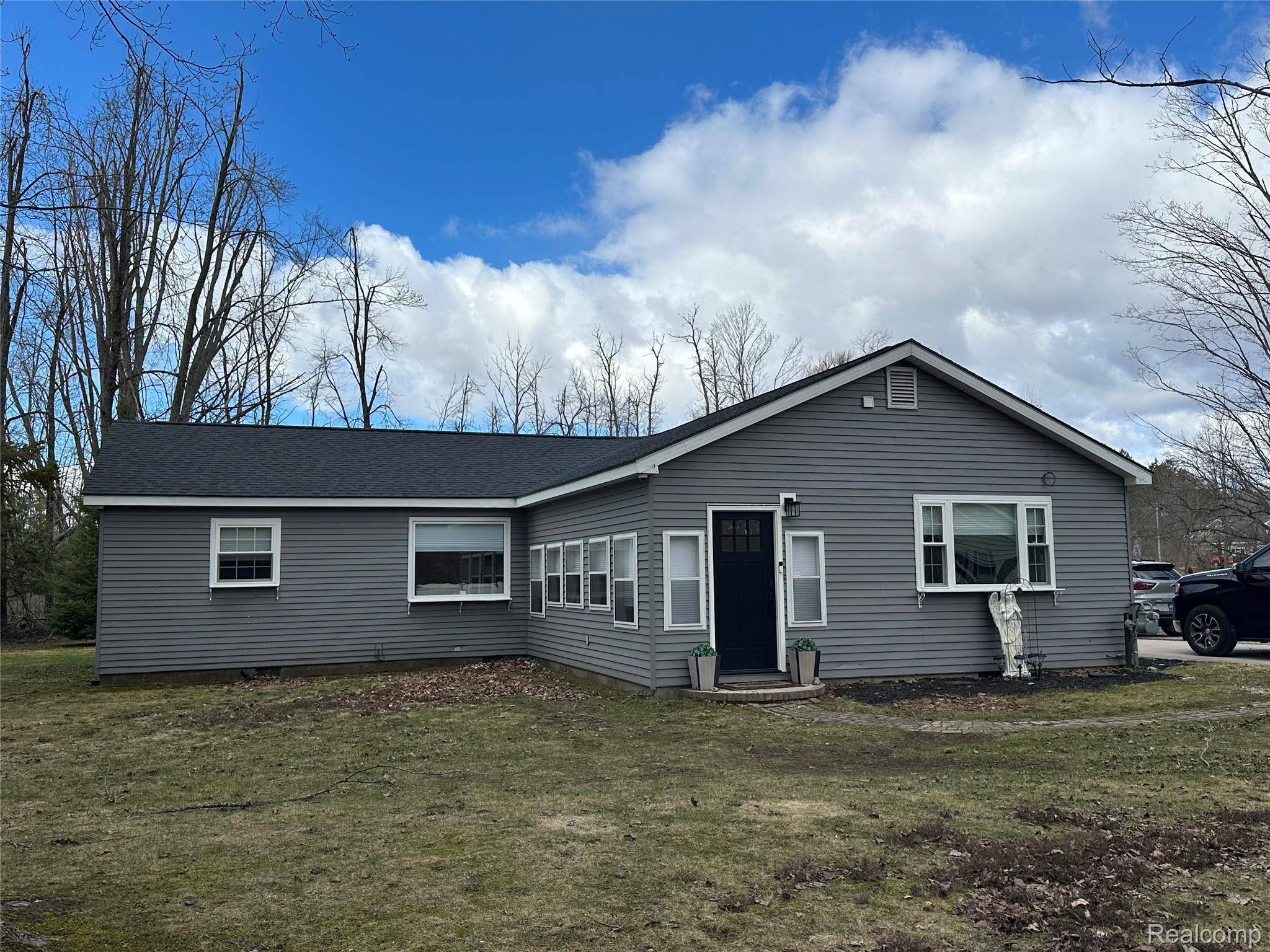 7726 Lake ST, Alanson Village, MI 49706