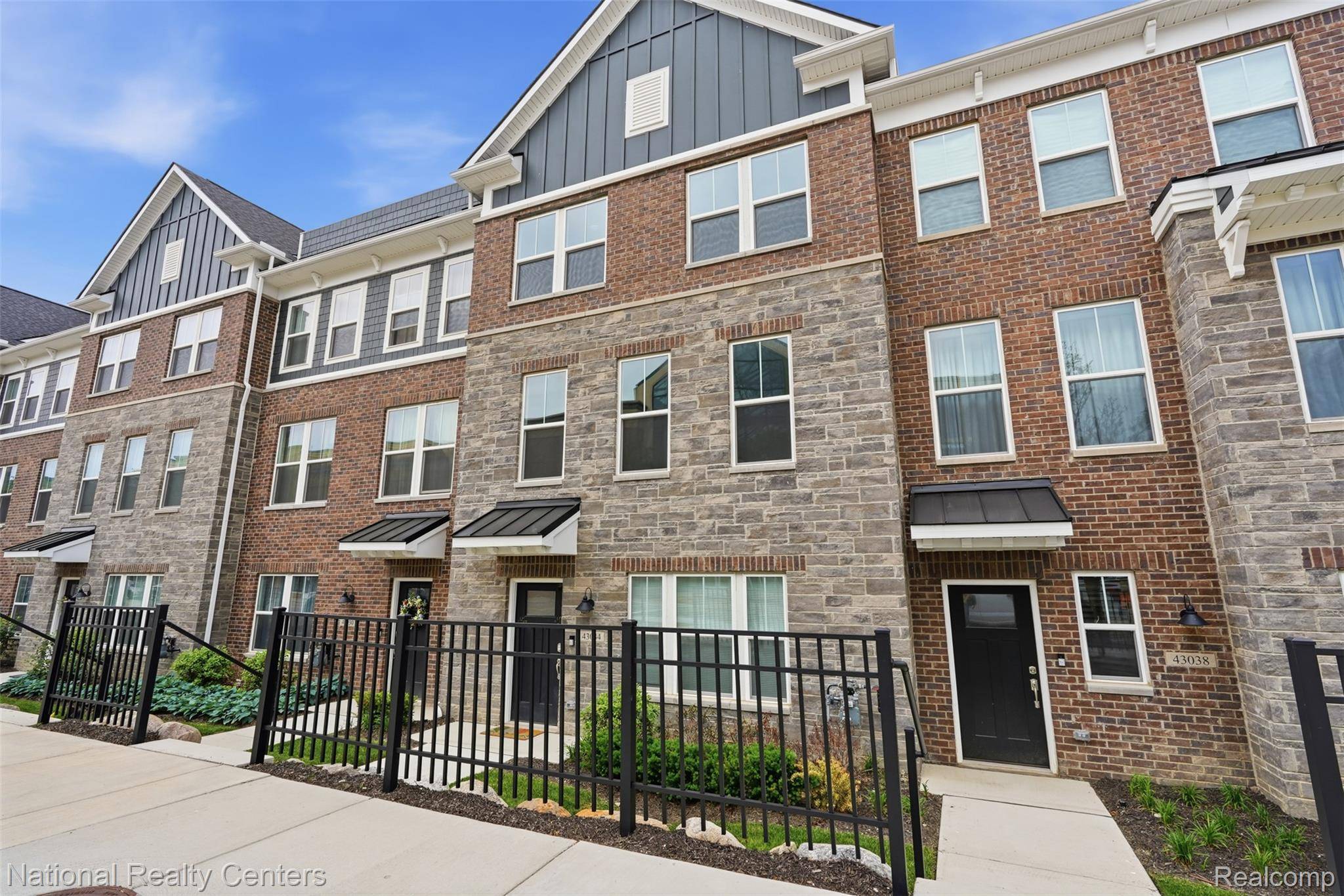 43034 Atwood AVE, Novi, MI 48375