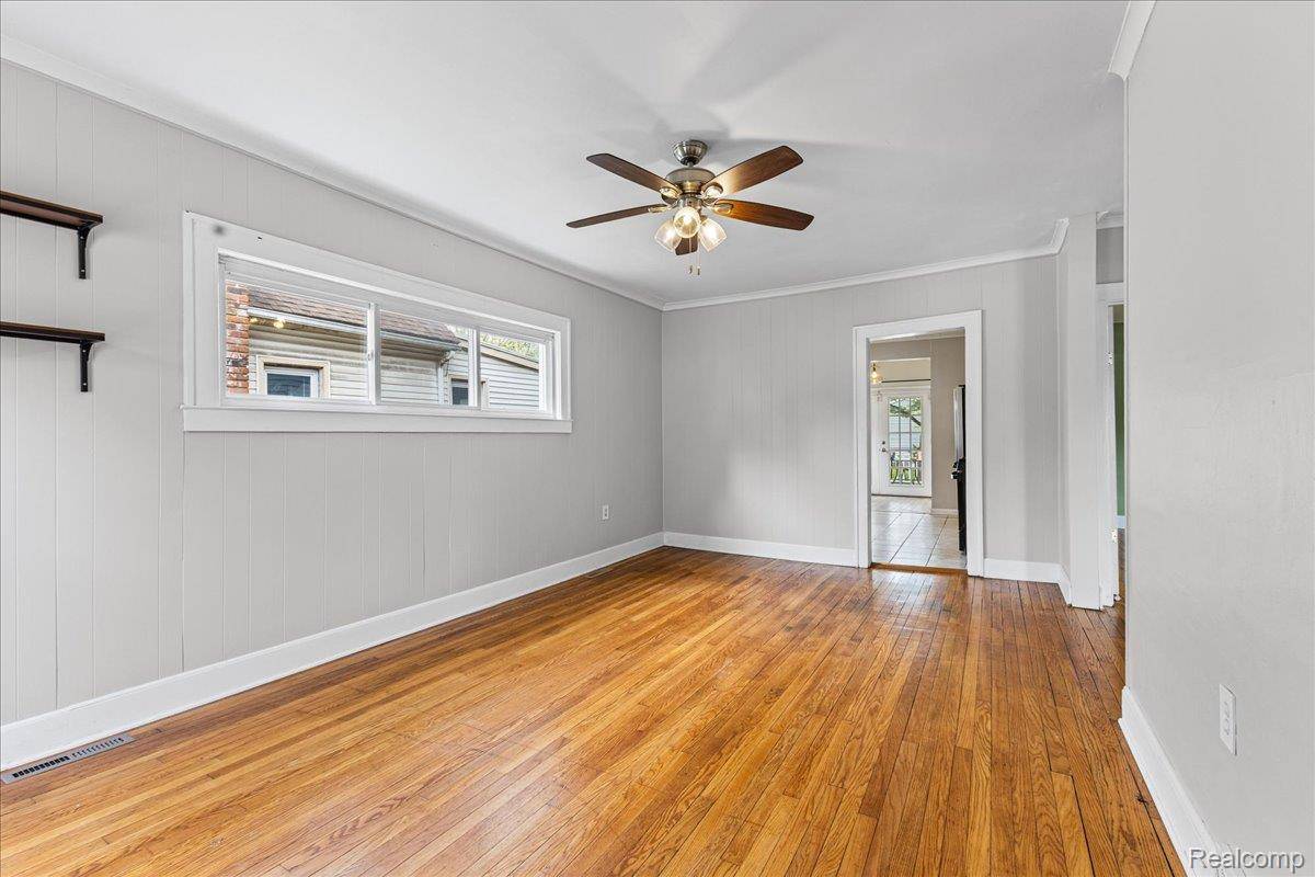 2151 Orchard ST, Ferndale, MI 48220