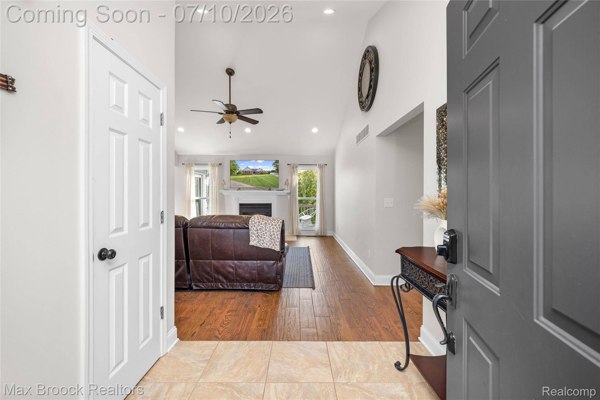 3054 Emery LN, Hadley Township, MI 48455