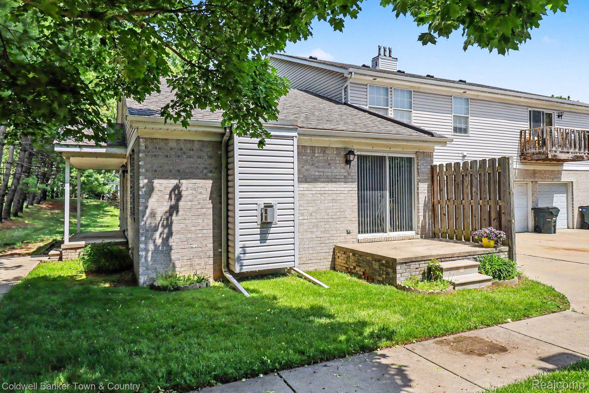 47083 Auburn CT, Shelby Charter Township, MI 48317