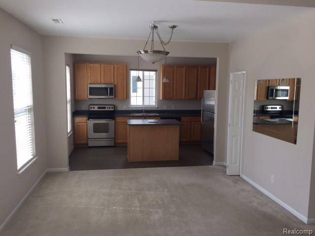 1059 ALAMEDA BLVD, Troy, MI 48085