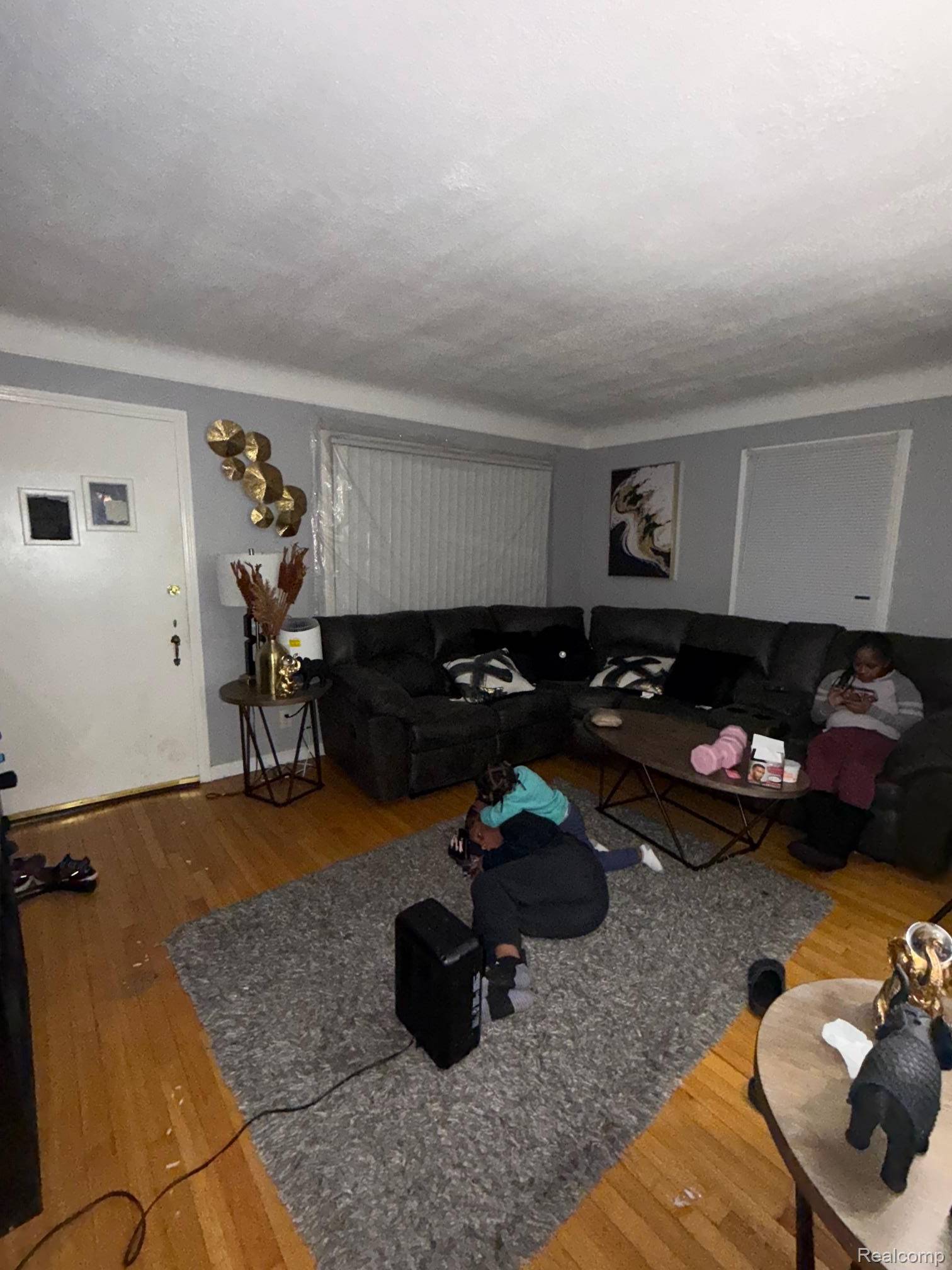 19464 Trinity ST, Detroit, MI 48219