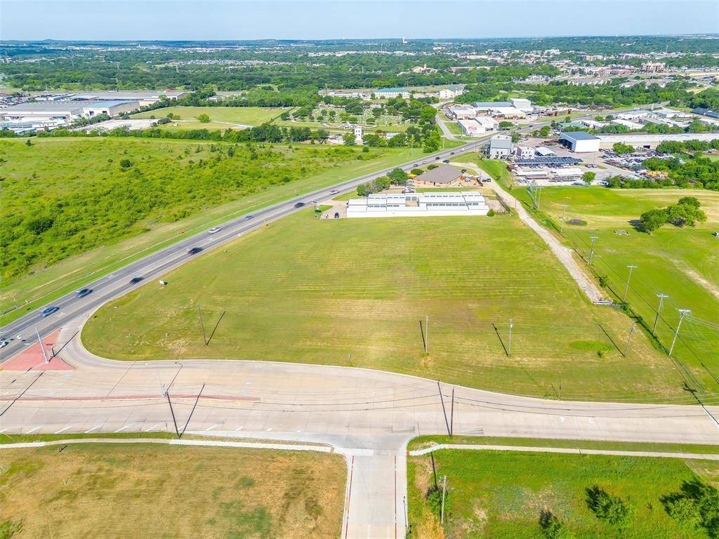 735 E Renfro Street, Burleson, TX 76028