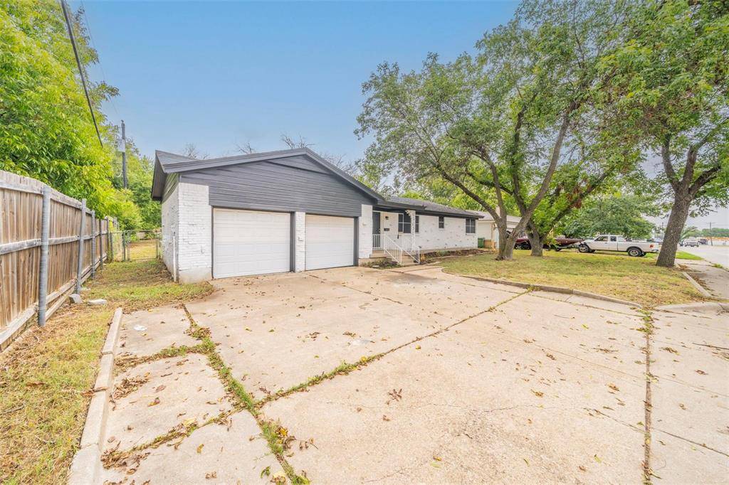 4140 Rufe Snow Drive, North Richland Hills, TX 76180