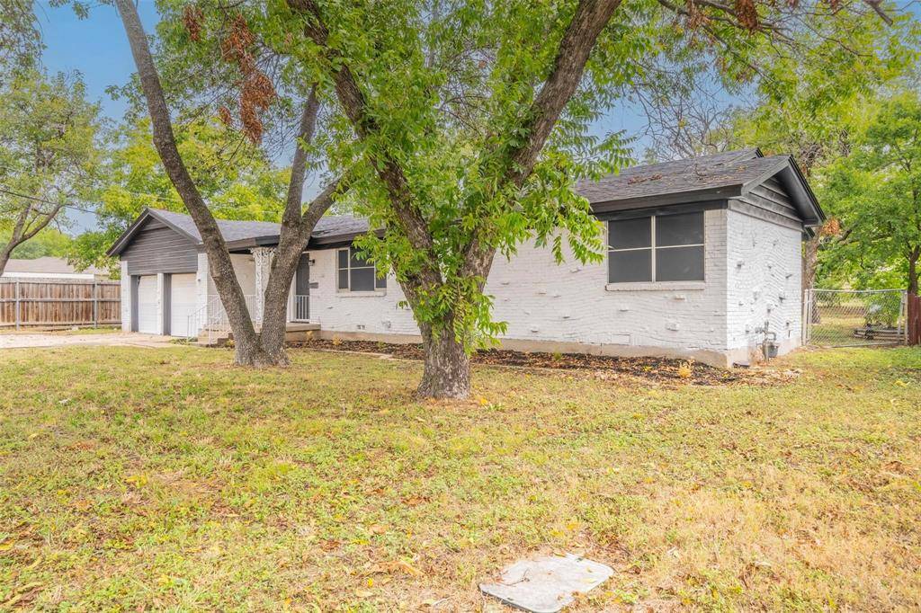 4140 Rufe Snow Drive, North Richland Hills, TX 76180