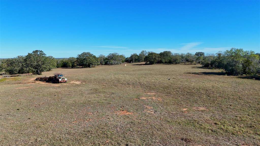 7180 County Road 283, Gonzales, TX 78632