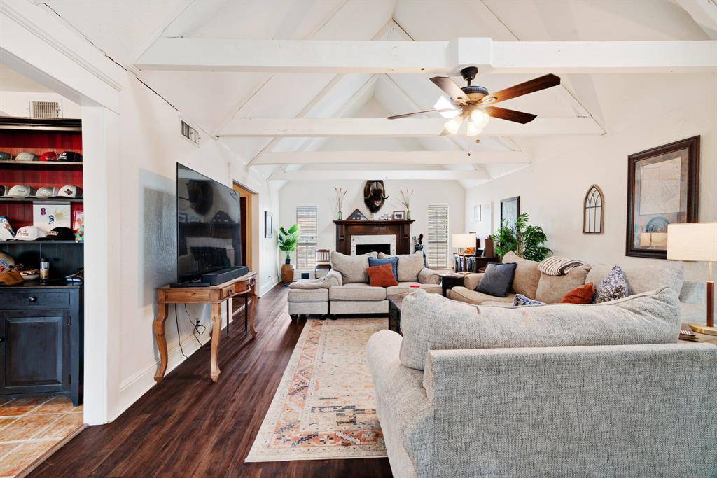 835 39th Street SE, Paris, TX 75462