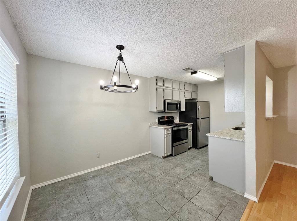 104 Woodie Way #C, Fort Worth, TX 76108