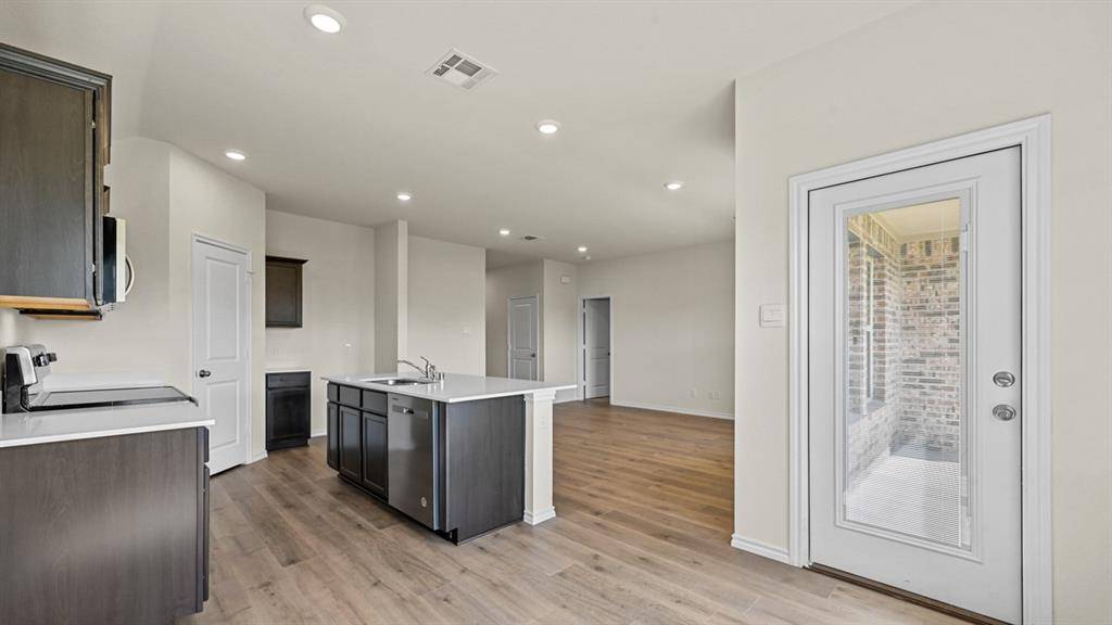 316 Whispering Pine Drive, Royse City, TX 75189