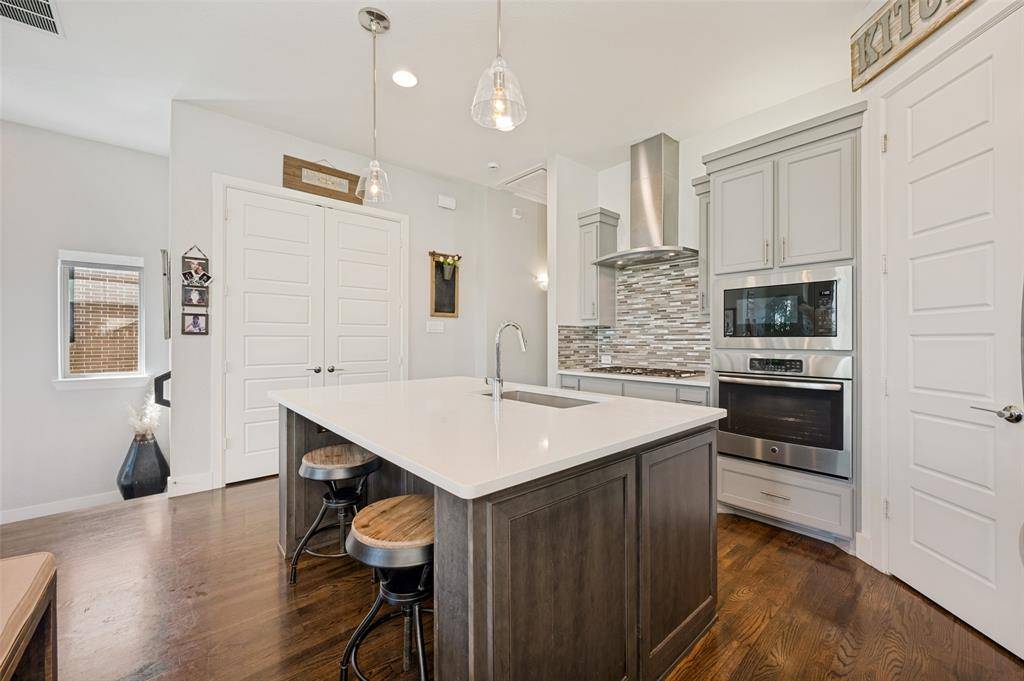 7846 Verona Place, Dallas, TX 75231
