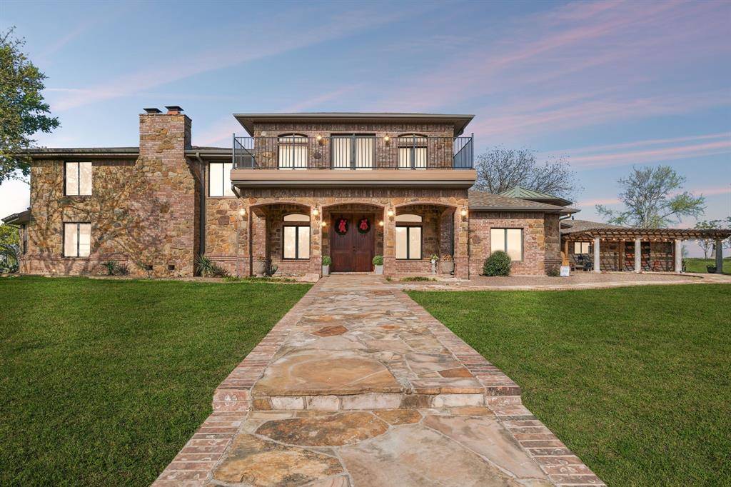 362 County Road 1170, Decatur, TX 76234