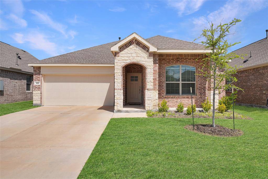 925 Garner Drive, Fate, TX 75087