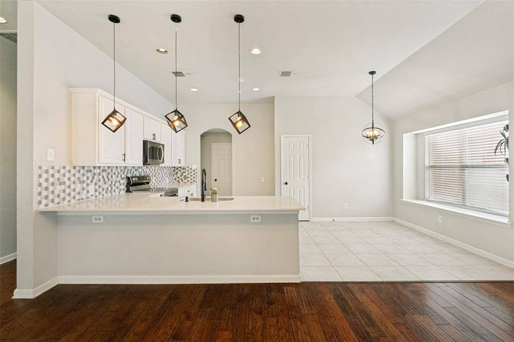429 Angler Drive, Crowley, TX 76036