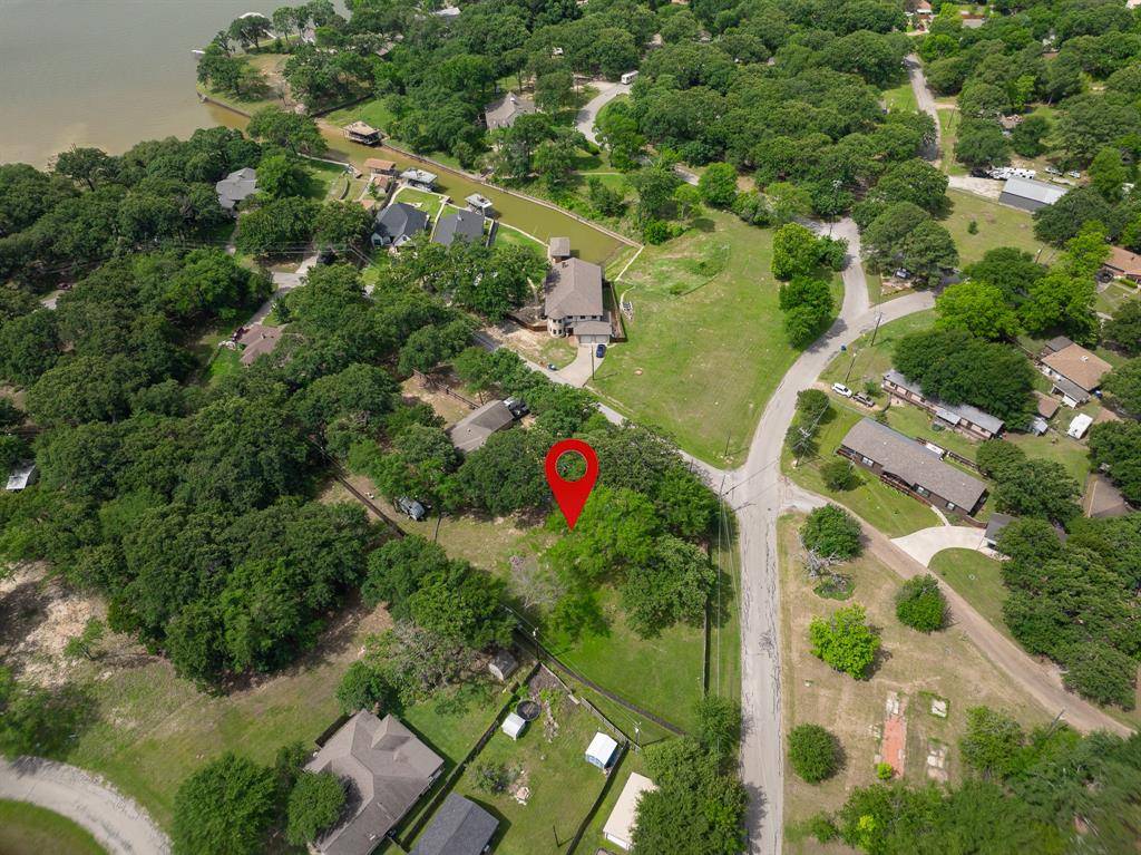 104 Autumn Wood Trail, Gun Barrel City, TX 75156