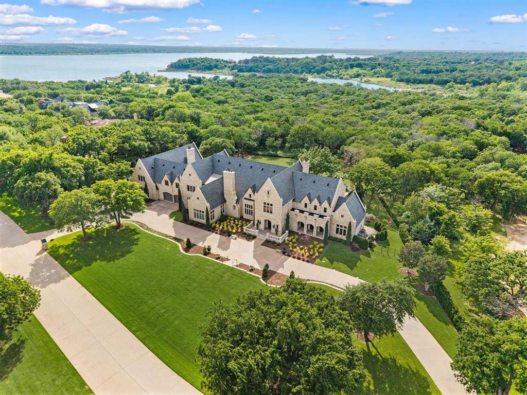 2105 Bayshore Drive, Flower Mound, TX 75022