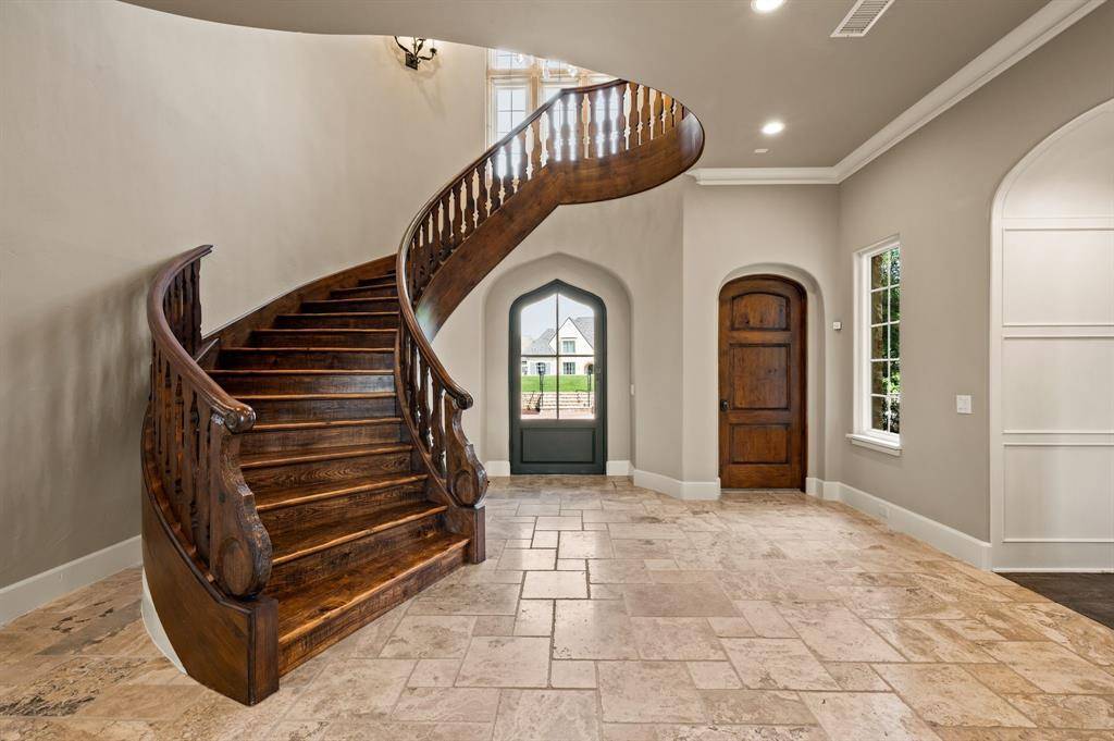 2105 Bayshore Drive, Flower Mound, TX 75022