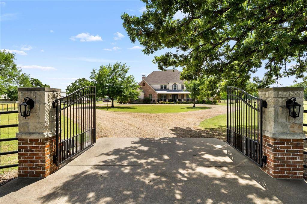 5900 Kings Creek Drive, Post Oak Bend, TX 75142