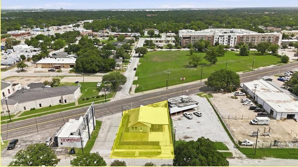 2800 E Belknap, Fort Worth, TX 76111