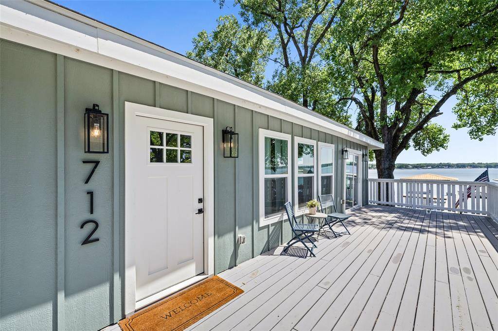 712 W Lake Drive, Weatherford, TX 76087