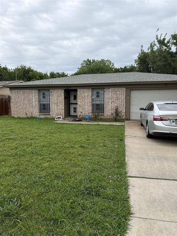 5617 De Cory Road, Fort Worth, TX 76134