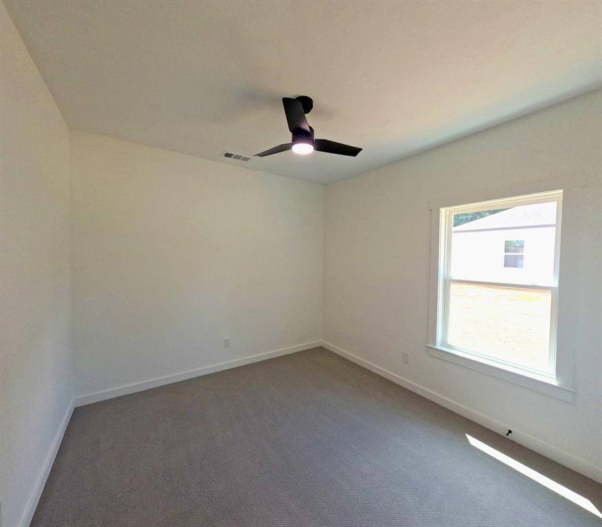 264 10th Street NE, Paris, TX 75460