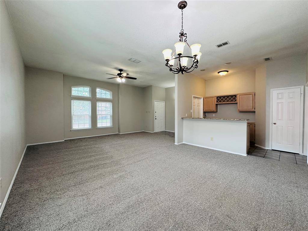 2908 Forest Creek Drive, Fort Worth, TX 76123
