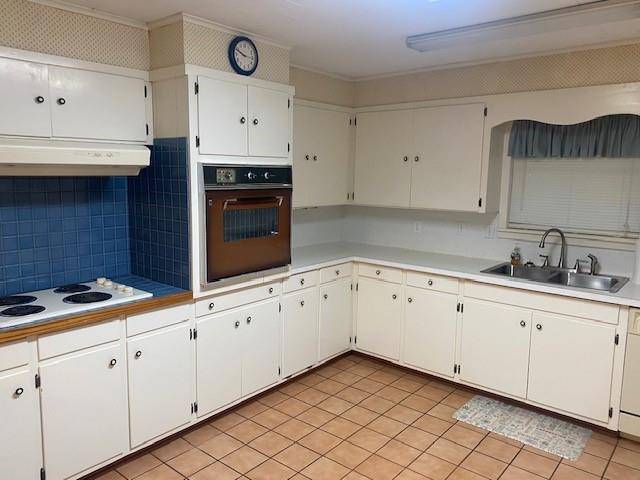 1304 S WALNUT Street, Clarksville, TX 75426