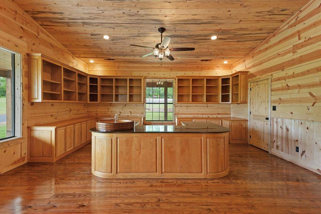 7101 County Road 1037, Blue Ridge, TX 75424