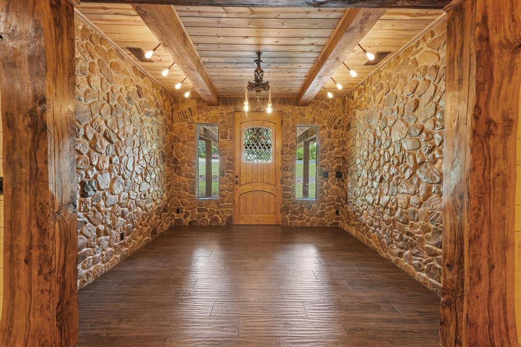 7101 County Road 1037, Blue Ridge, TX 75424