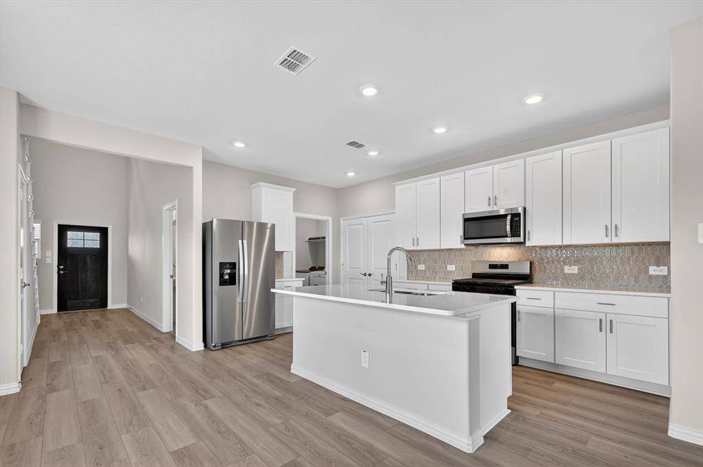 1402 Bridgestone Drive, Princeton, TX 75071