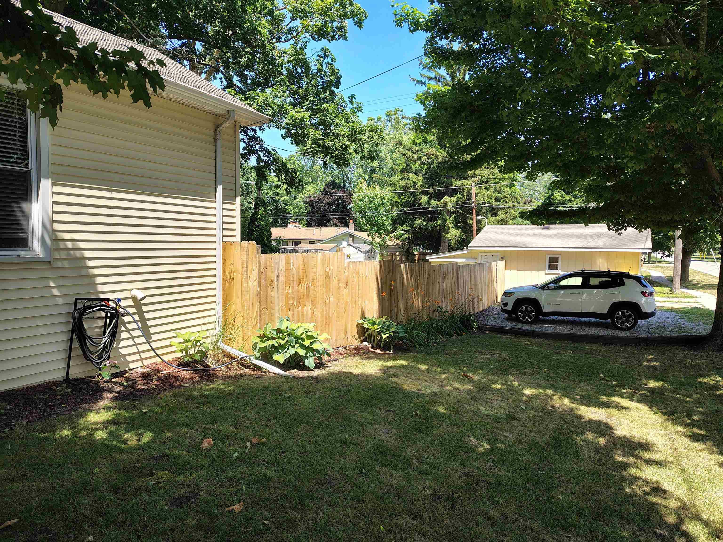 315 E Main ST, Vernon, MI 48476