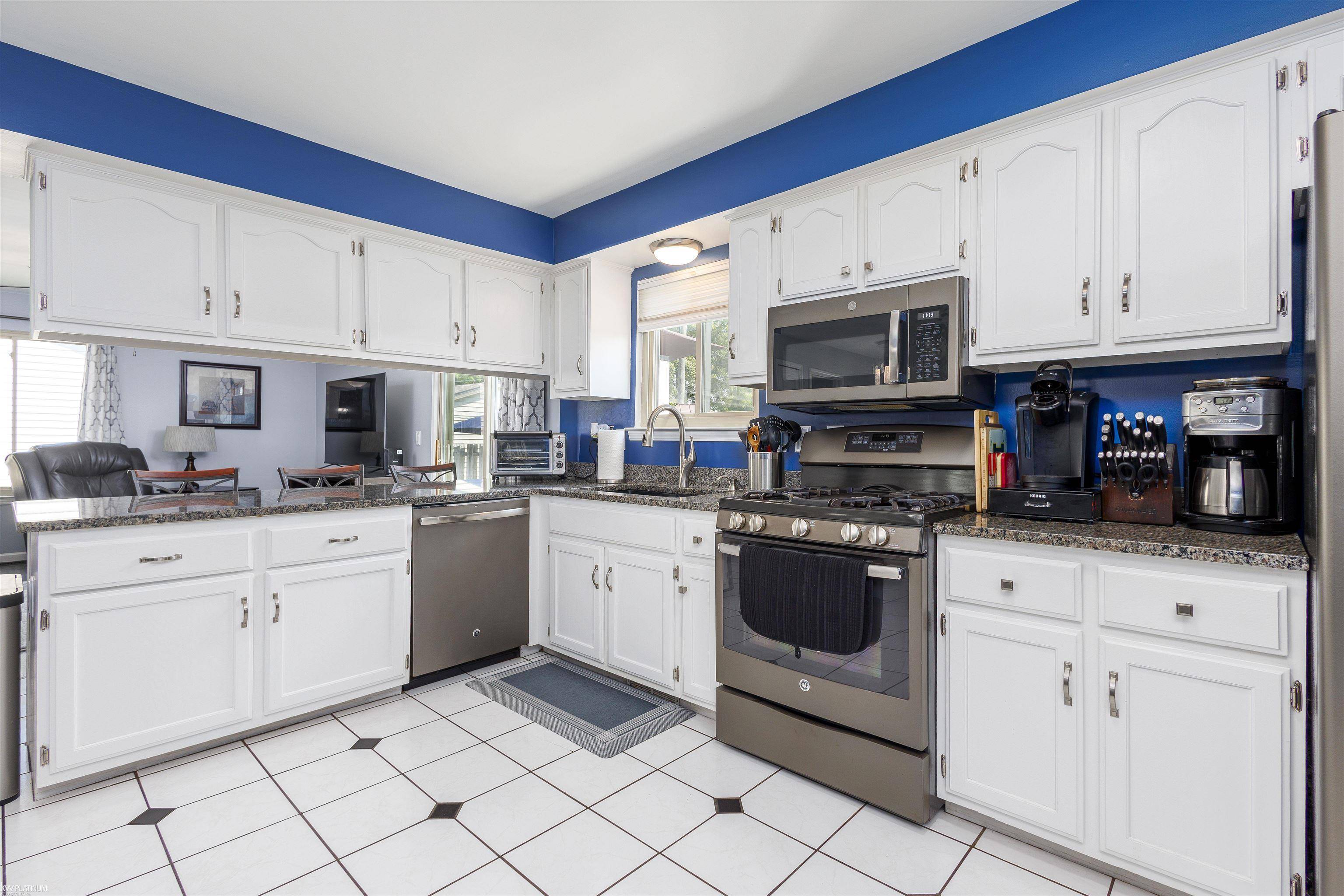 29831 Forton RD, Chesterfield Twp, MI 48047