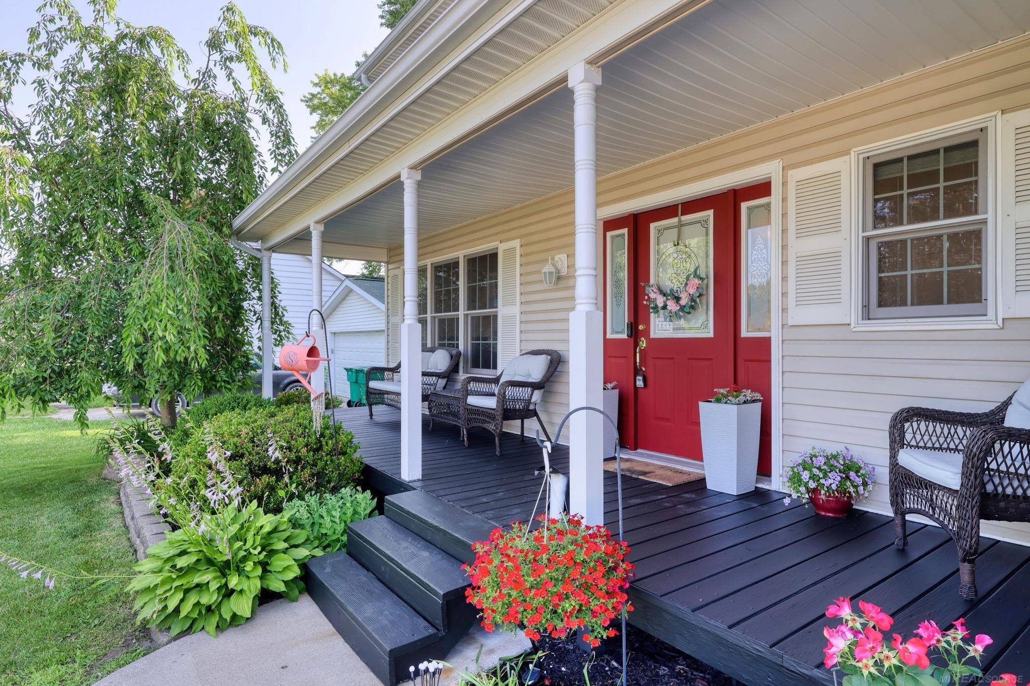 58748 Ruth Jean ST, Washington Twp, MI 48094